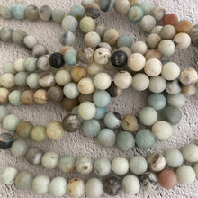 Load image into Gallery viewer, Mom Charm Beaded Bracelet